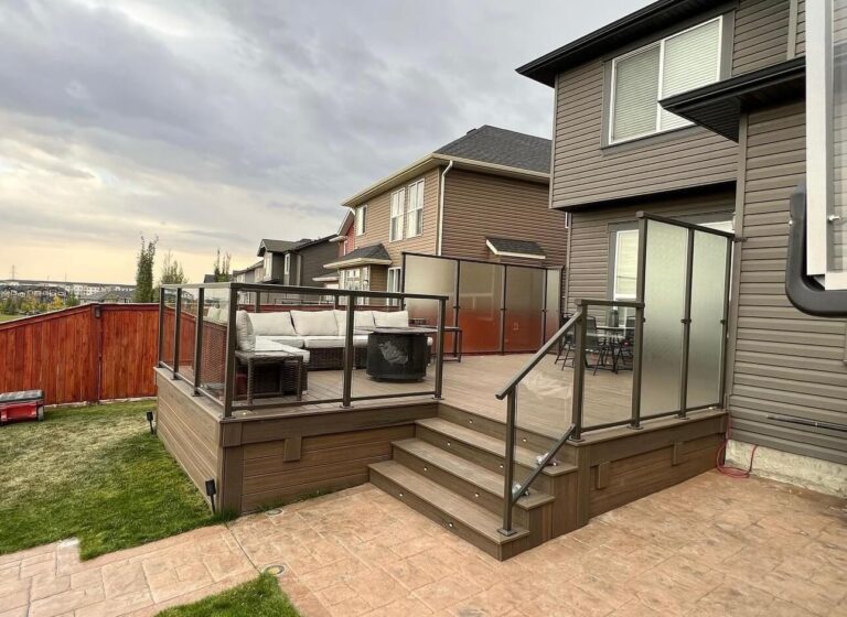 Composite Deck with Glass Railing