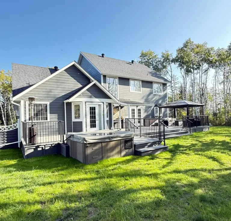 Custom deck built by Millennium Fence and Deck
