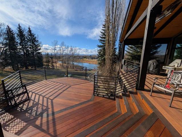 Hardwood deck with covered porch and lake view, built in Calgary, AB